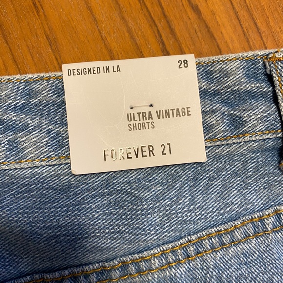 NWT Forever 21 Denim Shorts - Picture 3 of 3